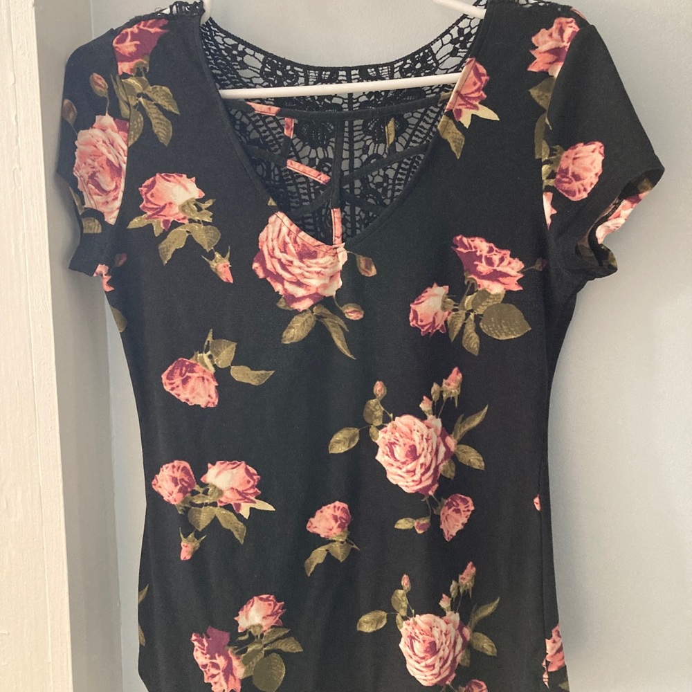 Rose shirt